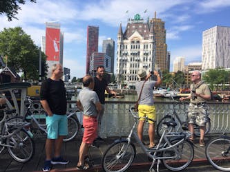 Rotterdam highlights tour by bike